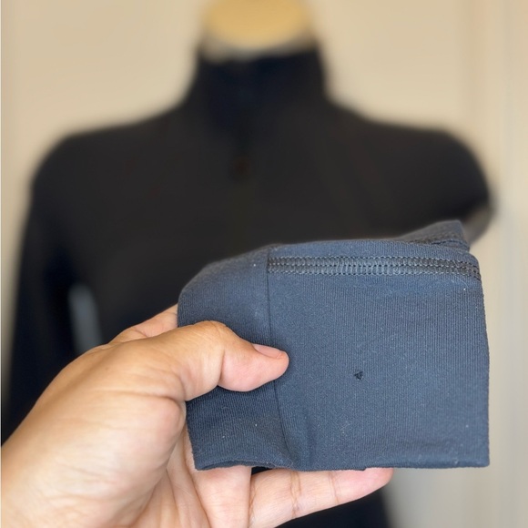 lululemon Define Jacket in Deep Coal - Picture 7 of 8